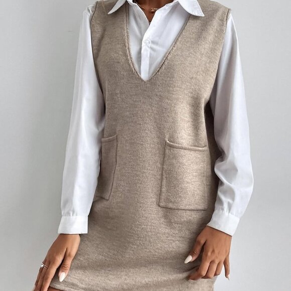 Women's V Neck Sleeveless Knitted Solid Short Sweater Dress with Pockets - Picture 4 of 7